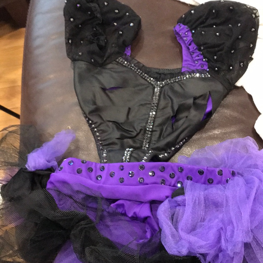 Monster dance costume